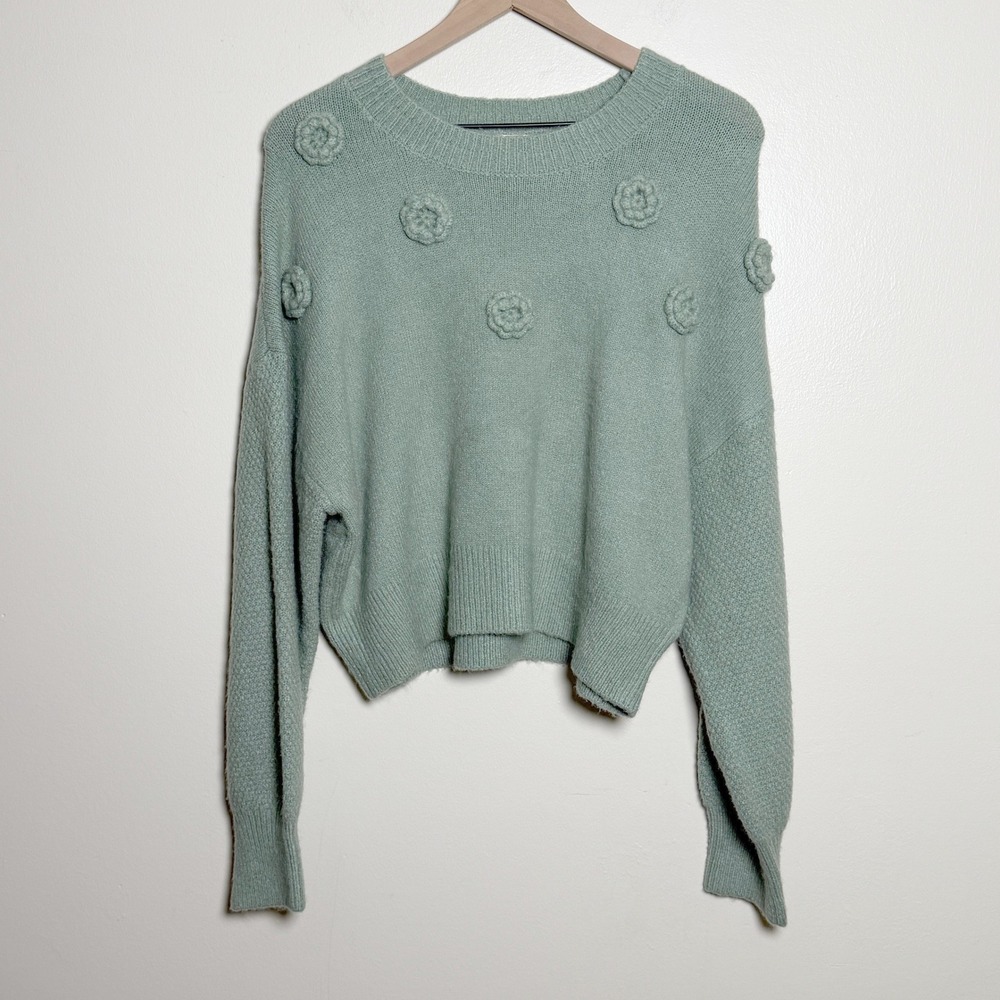 Jessica Simpson Sage Green 3D Floral Applique Knit Sweater Large Relaxed Fit